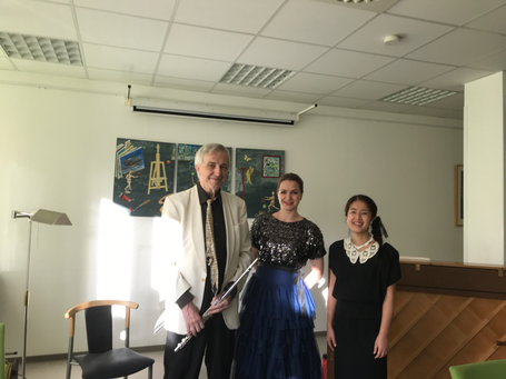 v.l. Herr Riemer(Flöte), Frau Somicheva(Sopran) und Brummer 左からRiemer氏(フルート)、Somicheva 氏(ソプラノ)&ブルマー
