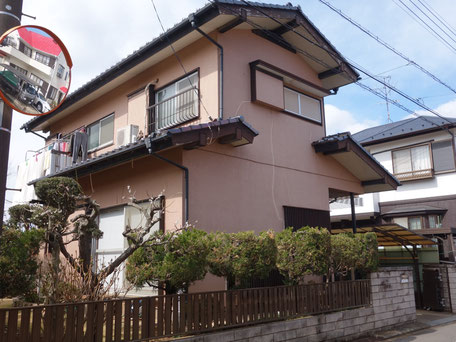 塗装前の戸建て全体写真