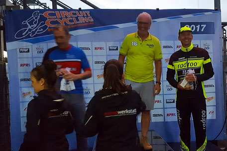 Markus Schultheis am Podium / AK Platz 3