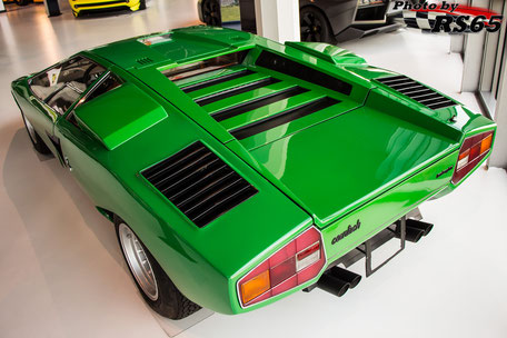 LAMBORGHINI COUNTACH LP 400