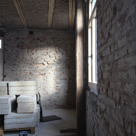 Hanfkalk im Backsteinhaus