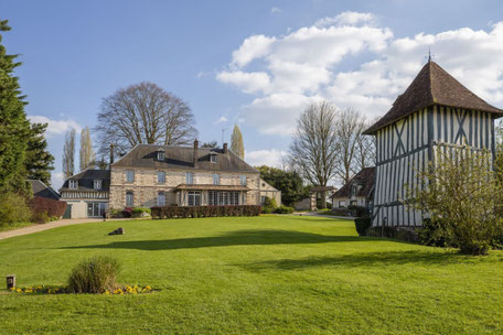 Memorable wedding entertainment across Bernay.