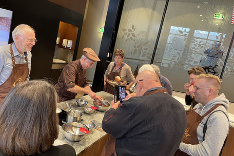 Konsumtheater macht Medienarbeit