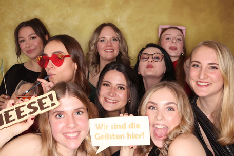 SV Gerolstein Handballerinnen in der Fotobox von GOODVIBES DORNIEDEN, Zimt & Zwirn, Januar 2026