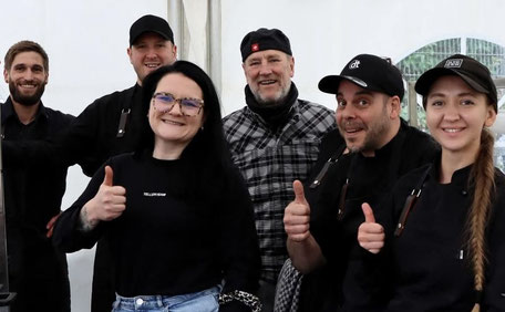 Ein kleiner Teil vom TELLERTEAM im Juni 2026