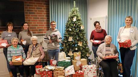 Auch die Bewohner des Pflegezentrums Kirchdorfer Heide freuten sich über „Sulidar“-Geschenke. © Diakonie Freistatt