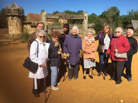 Les séniors de la Résidence Jasmin visitent le Chateau de Guedelon