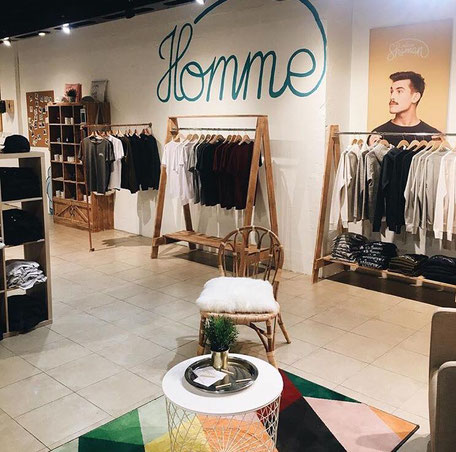 Mobilier d'agencement Tradis dans les boutiques Shaman