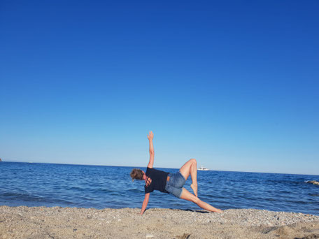 Pilates in Stans mit Luzia Niederberger, Bewegungsfreiraum, Yoga, Pilates, Yogatherapie, Cranio5d, Privatstunden 