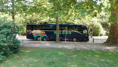 Hilgen Bus Lkw Busfahrt Erdarbeiten Transport Sand Reiseverkehr Busfahrt Bustour Linienverkehr Bus Transport Reise Urlaub Lkw Sand Mutterboden Füllsand Auskoffern Baggerarbeiten Baustelle Friedrichsfehn Oldenburg Ammerland