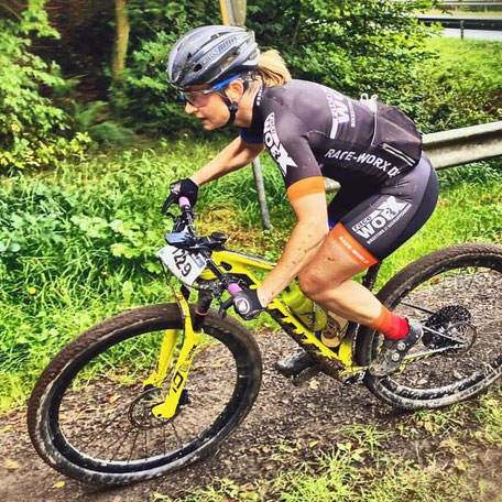 Nina Kuhn beim VulkanBike-Marathon