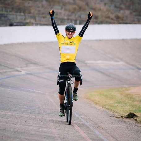 Sascha Starker Siegt beim  Elektroland24.de Cyclocross Cup pb Wahoo