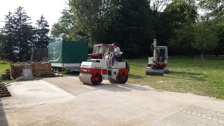 Oberauer Transportunternehmen und Baggerbetrieb, Nußdorf a. Inn