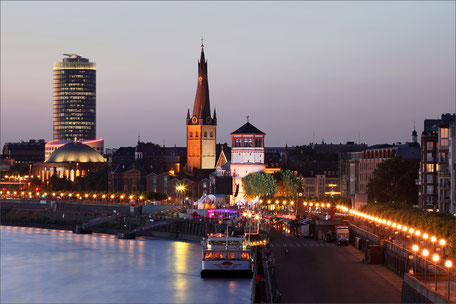 Duesseldorf-Altstadtpromenade