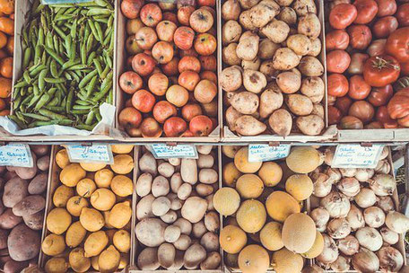 Der Markt in Ravensburg treibt viele umweltbewusste Besucher jede Woche in die Altstadt, um frisch und regional einzukaufen.