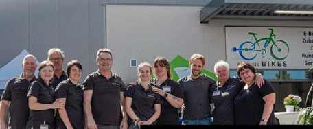 Lehfeld 3,  21029 Hamburg  Tel.: +49 (0)40 - 65868151  E-Mail: info@exklusiv-bikes.com; Exklusiv Bikes; exklusiv Bikes; exklusive BIKES GmbH; Freundliches Unternehmen in Hamburg