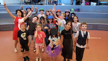 Ecole de musique EMC à Crolles – Grésivaudan : La chorale Les Tutti Cookies, lors d’un spectacle. La chorale est ouverte à tous les enfants de primaire.