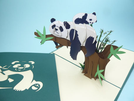 Carte pop-up famille de pandas