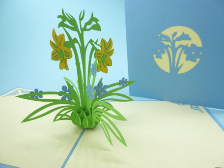 Carte pop-up bouquet de lys jaunes et fleurs bleues