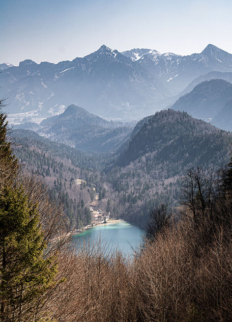 Urlaub mit Hund Bayern Allgäu, Bergurlaub mit Hund, Wandern Ostallgäu, Wanderkarte Ostallgäu, Alatsee, Salober Alm