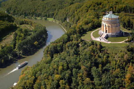 Luftaufnahme Altmühltal, Befreiungshalle, Bild: Tourismusverband Ostbayern e.V.