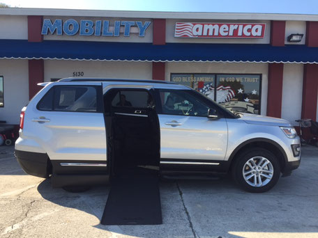 2017 ford explorer Wheelchair Van