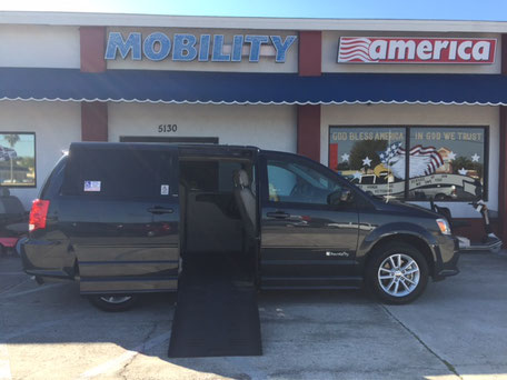 2014 Dodge Caravan Braunability Van