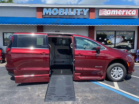 2021 Chevy Traverse Wheelchair Vans