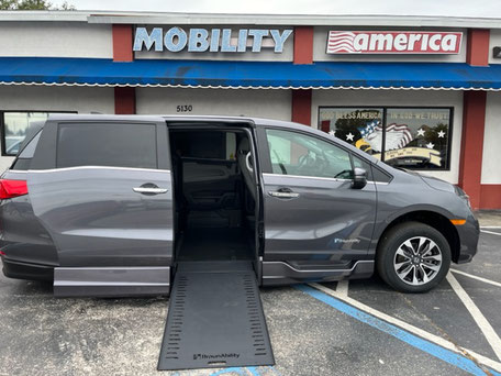 2023 Honda Odyssey Mobility Van