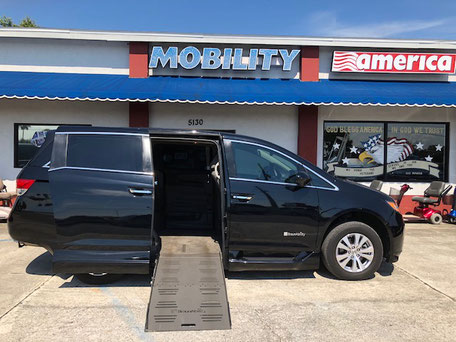 2015 Honda Odyssey Mobility Van