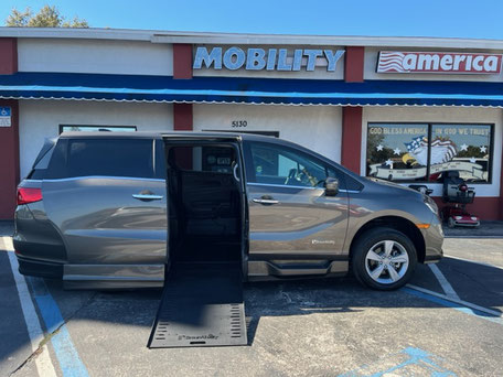 2019 Honda Odyssey Mobility Van