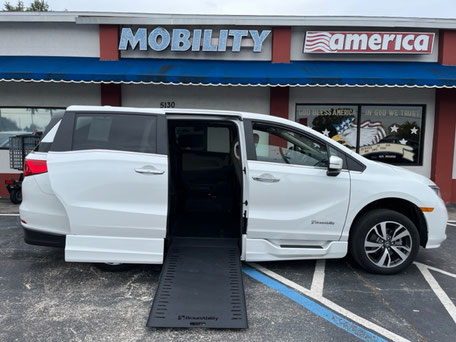 2023 Honda Odyssey Mobility Van