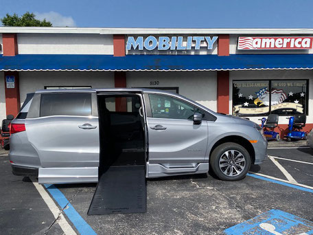 2022 Honda Odyssey Mobility Van