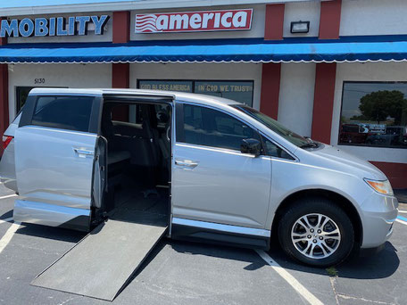 2011 Honda Odyssey Mobility Van