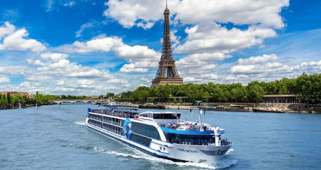 VIVA BEYOND in Paris 
