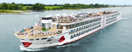 Hybrid angetriebenes Flussschiff A-ROSA SENA