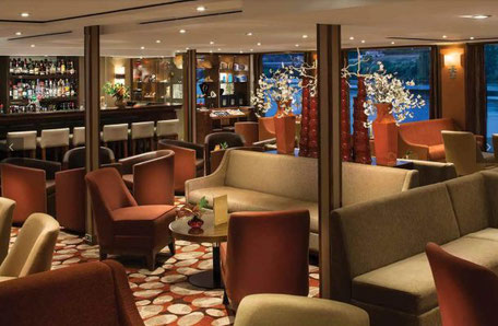 Lounge im Flusskreuzfahrtschiff AmaDouro 2025