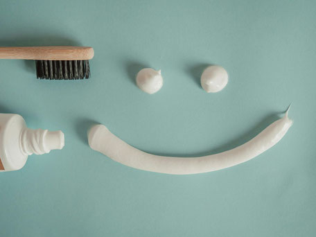Le sourire qui ne ment pas : la découverte de Duchenne