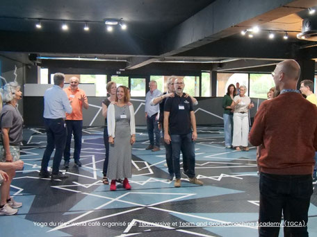 Yoga du rire - World café organisé par Teamersive et Team and Group Coaching Academy