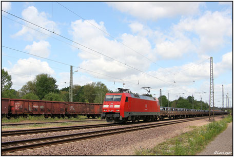DB 152 093-1 mit Stahldrahrollen in Bous, 16.06.2017