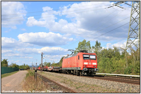 DB 145 073-3 mit einem Güterzug in Ensdorf, 10.09.2019 