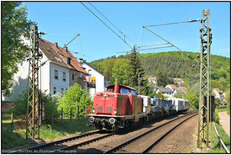 Trafotransport mit der V 100 2091 Diesellok, Scheidt (Saar) den 27.04.2020  