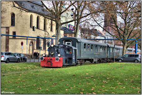 HEF 310 912-1 (Kö 5712) auf der Frankfurter Hafenbahn, 11.12.2016