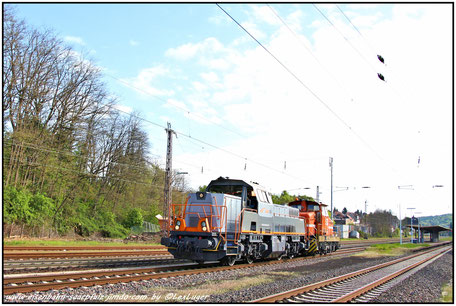 Saar Rail 261 306-5 mit Lok 53 im Schlepp, 14.05.2017