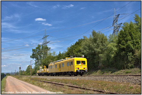 Ein Oberleitungs Revisionstriebwagen 708 315-7 am ehemaligem Kraftwerk in Ensdorf, 07.08.2017 