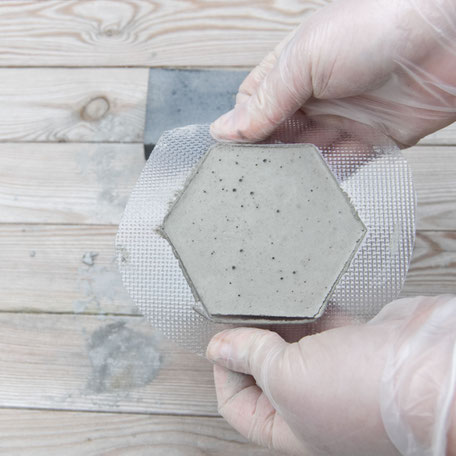 Releasing the Diy concrete hexagon coaster with PASiNGA