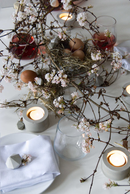 Easter Table Centrepiece With PASiNGA Concrete DIY Accents