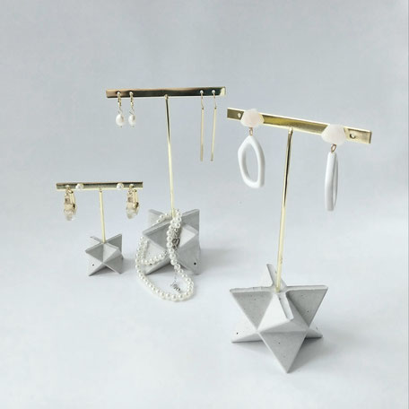 Star Base Gold Coloured T-Bar Earring Stands by PASiNGA