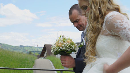 Hochzeitsvideo Szene von Kimberley und Ihrem Vater