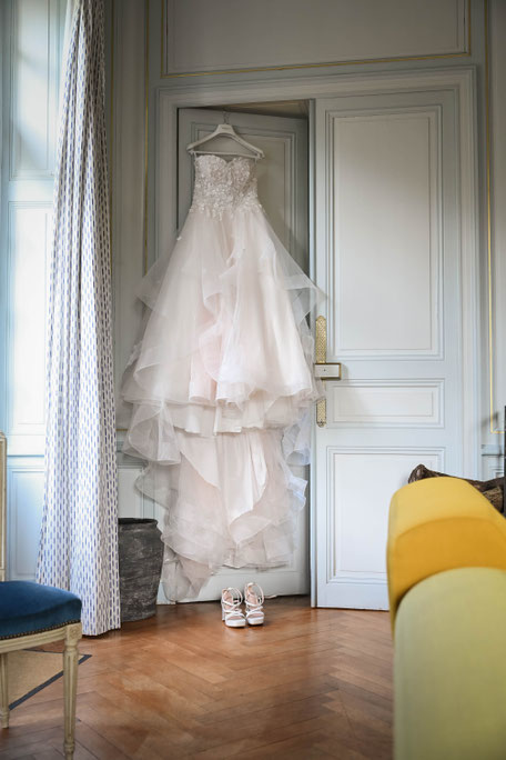 Robe de la mariée à Nantes avec photographe de mariage à Cholet et à Beaupréau.
